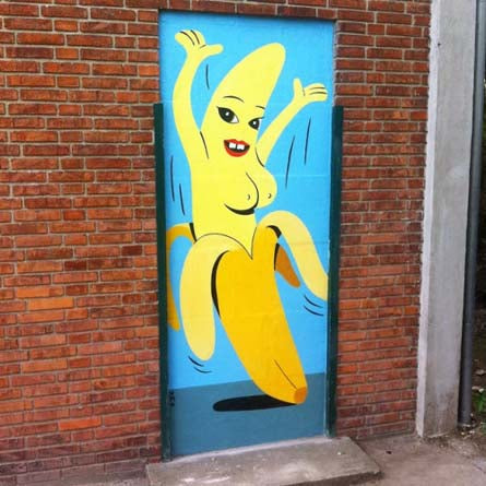 Banana mural.